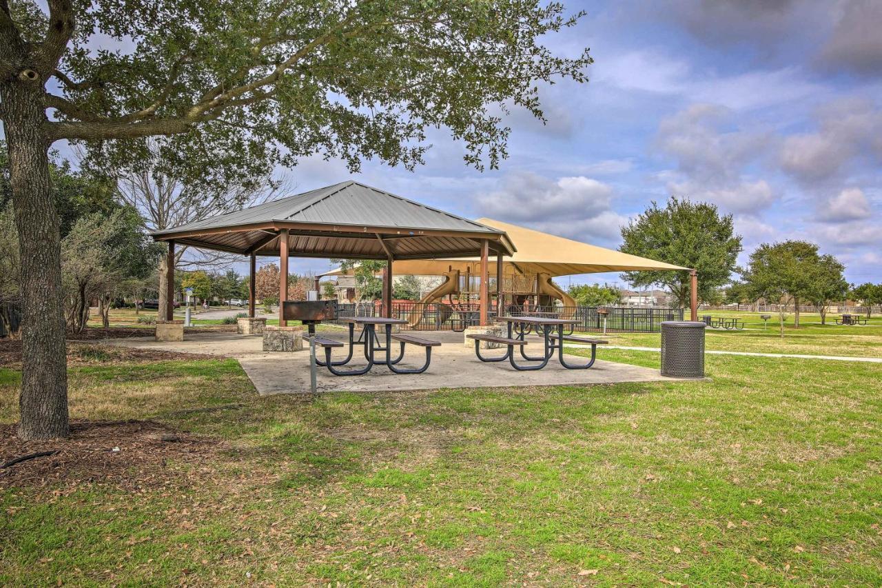 San Antonio Home With Pool Access Near Lackland Afb Exterior photo